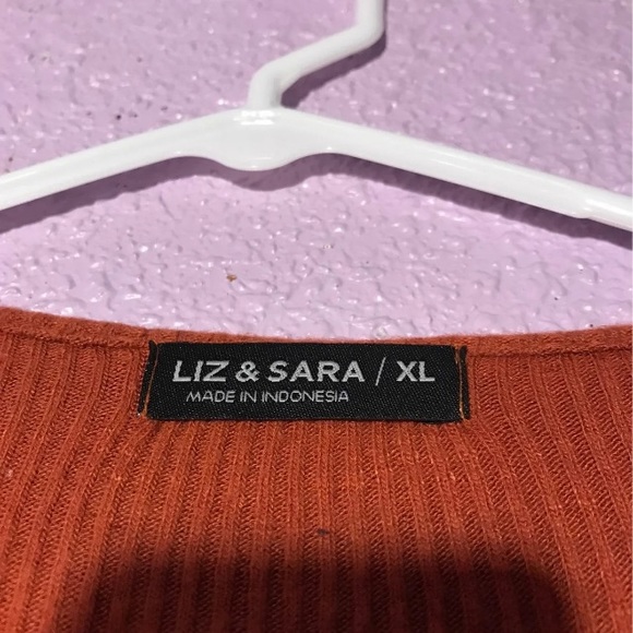 XL orange red short sleeve crop top - Picture 2 of 4